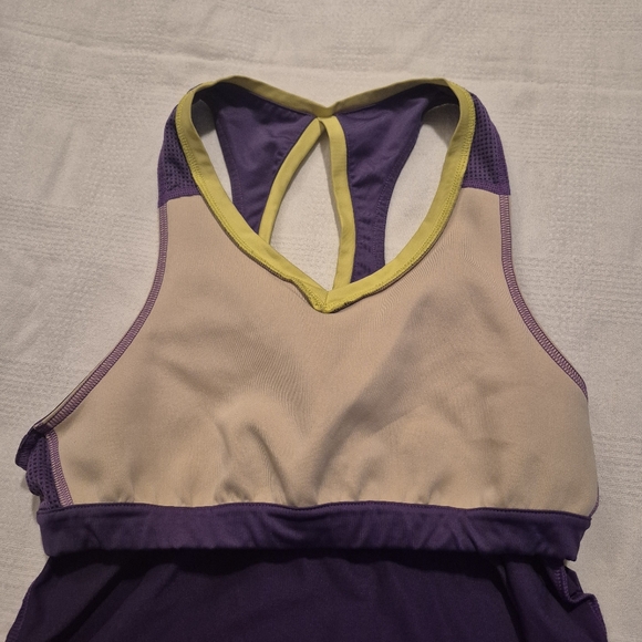 Reebok women's Medium purple with lime trim tank top, shelf bra VGUC - Picture 5 of 7